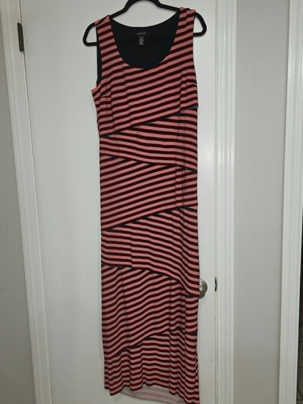 R&M Richards Coral Black Striped Tiered Maxi Dress L
